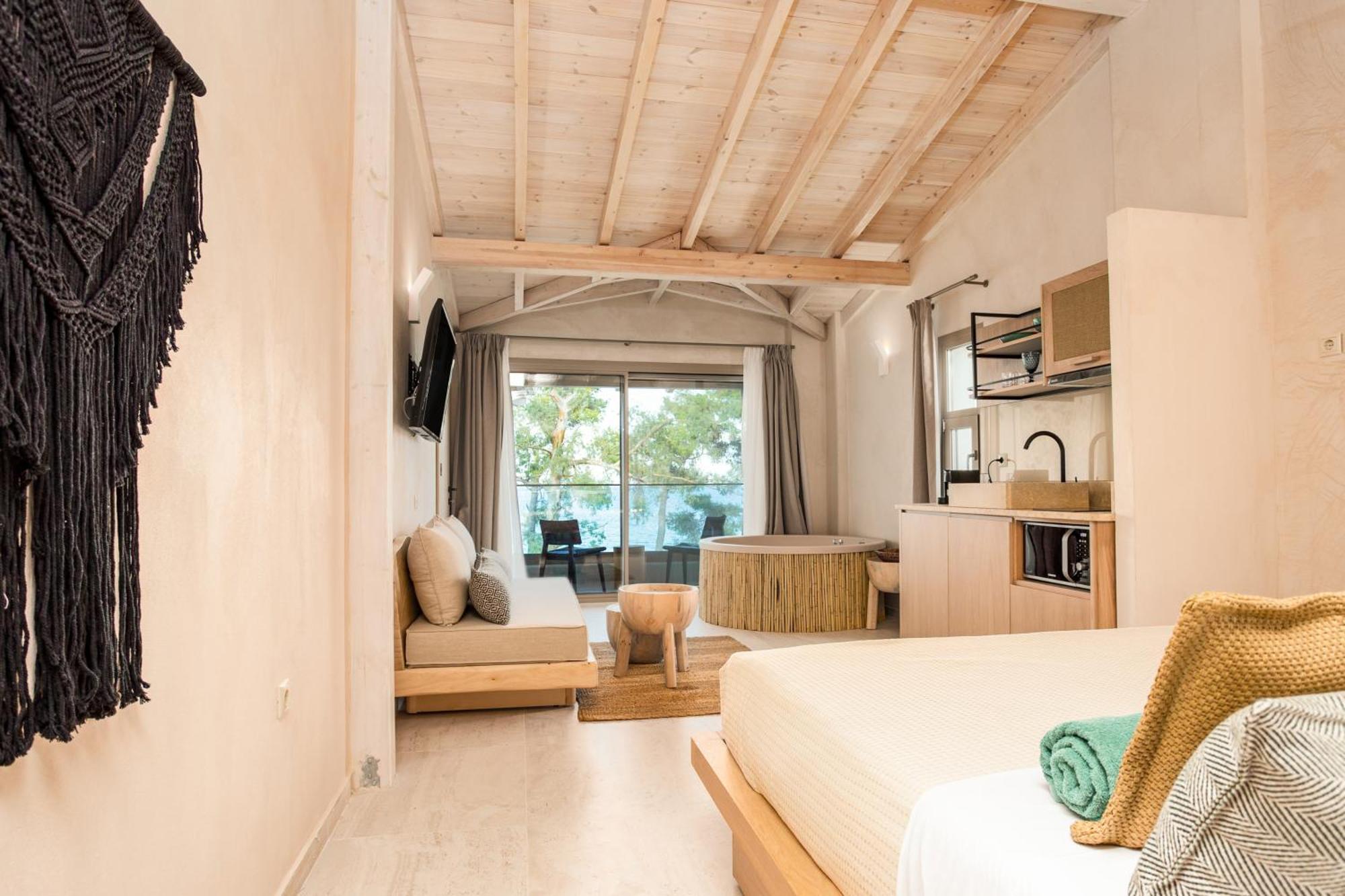 Mako Sea & Suites Pefkochori Rom bilde