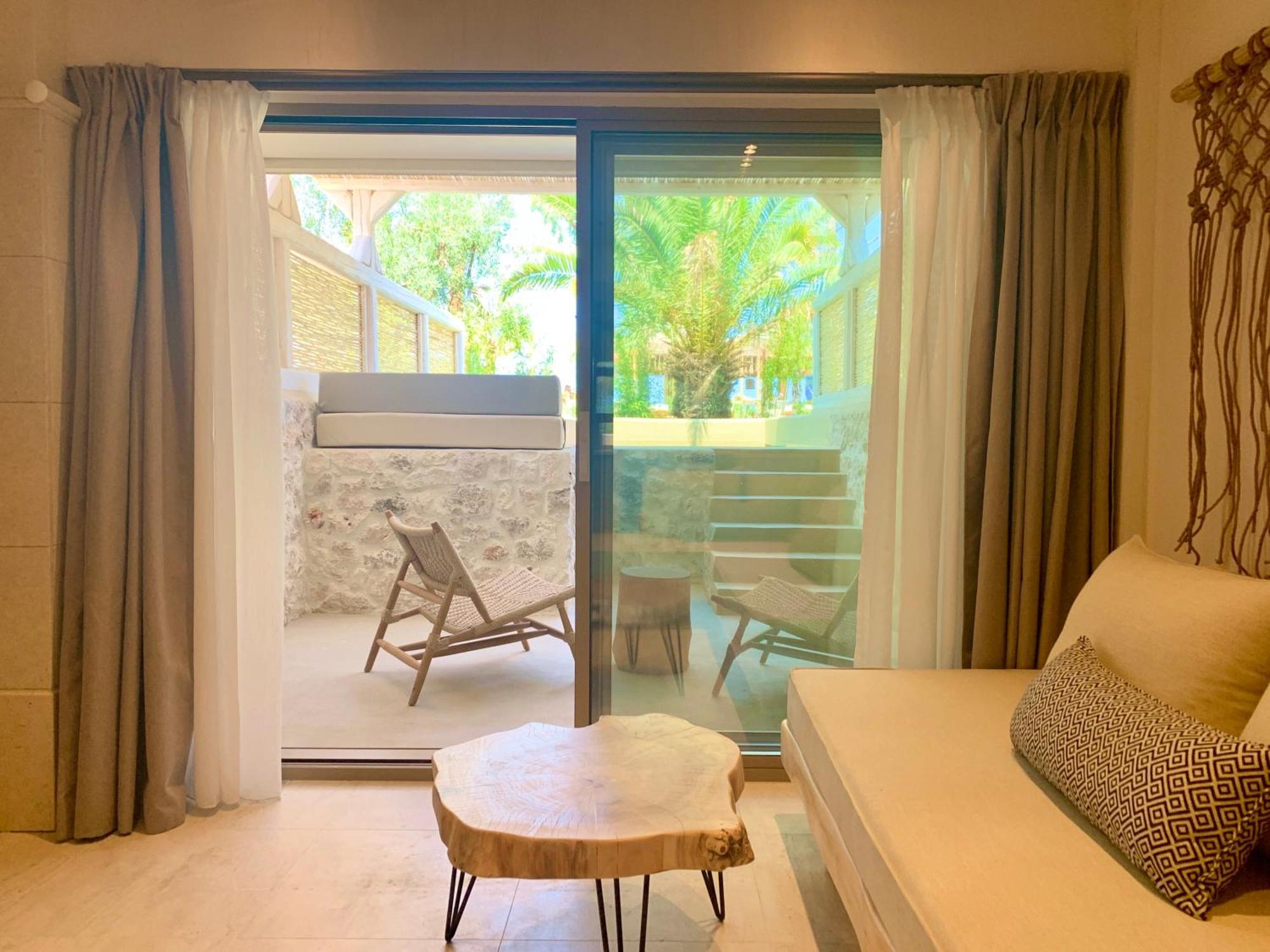Mako Sea & Suites Pefkochori Rom bilde