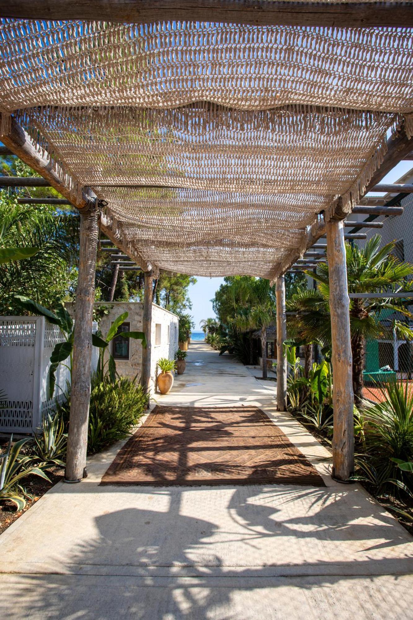 Mako Sea & Suites Pefkochori Eksteriør bilde